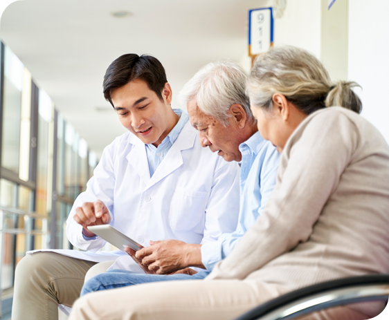 doctor-talking-with-patients